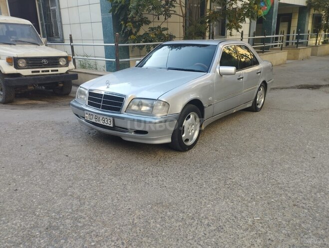 Mercedes C 220 1997, 450,000 km - 2.2 л - Xırdalan