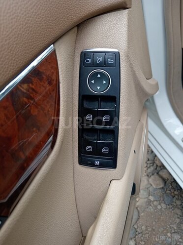 Mercedes C 300 2008, 297,800 km - 3.0 l - Bakı