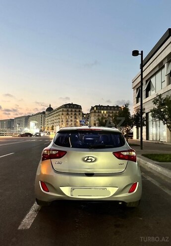 Hyundai i30 2015, 131,000 km - 1.6 l - Bakı