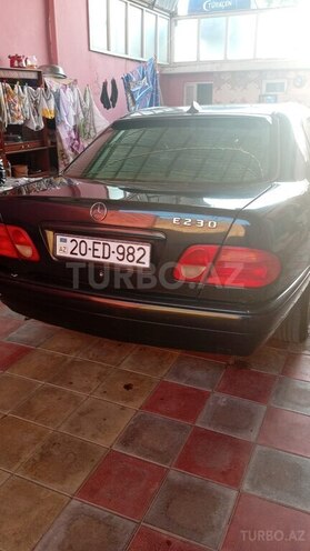 Mercedes E 230 1995, 65,844 km - 2.4 l - Gəncə