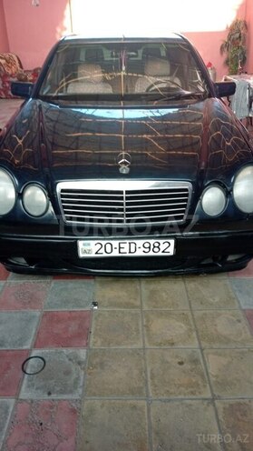 Mercedes E 230 1995, 65,844 km - 2.4 l - Gəncə