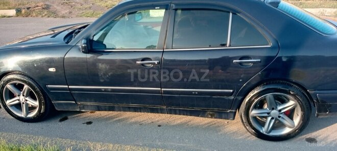 Mercedes E 230 1995, 65,844 km - 2.4 l - Gəncə