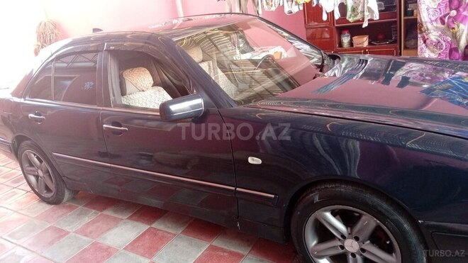 Mercedes E 230 1995, 65,844 km - 2.4 l - Gəncə