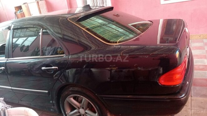 Mercedes E 230 1995, 65,844 km - 2.4 l - Gəncə