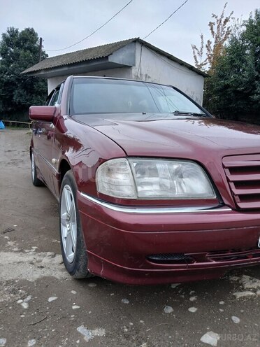 Mercedes C 180 1994, 500,000 km - 1.8 л - Astara