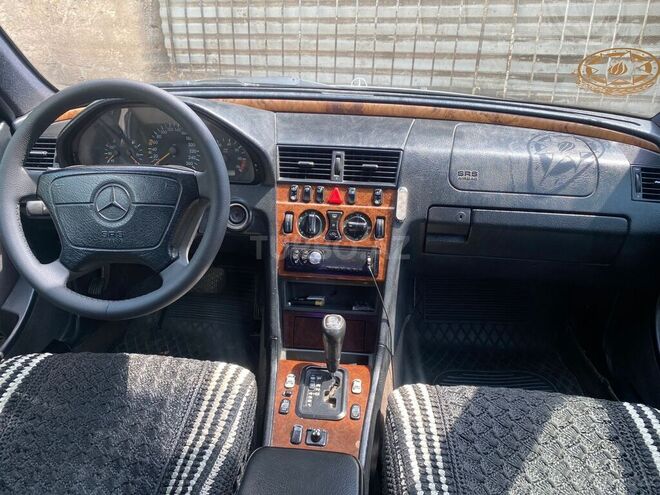 Mercedes C 240 1997, 440,000 km - 2.4 л - Bakı