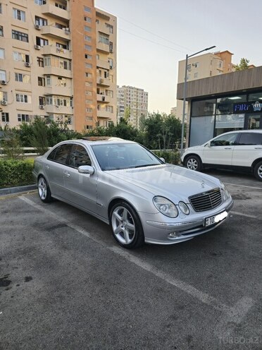 Mercedes E 240 2002, 238,000 km - 2.6 l - Bakı