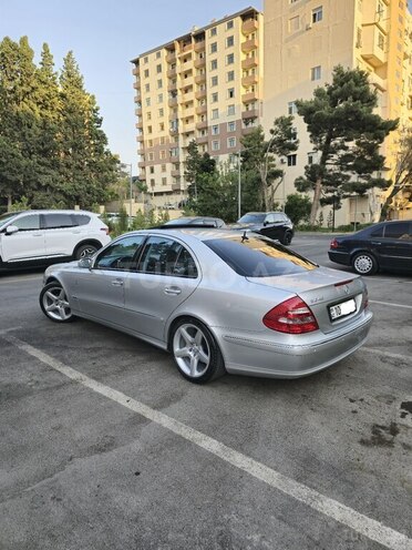 Mercedes E 240 2002, 238,000 km - 2.6 l - Bakı