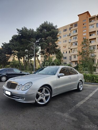 Mercedes E 240 2002, 238,000 km - 2.6 l - Bakı