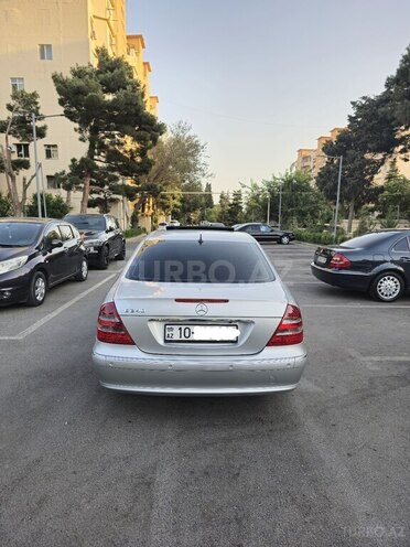 Mercedes E 240 2002, 238,000 km - 2.6 l - Bakı