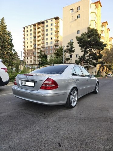 Mercedes E 240 2002, 238,000 km - 2.6 l - Bakı