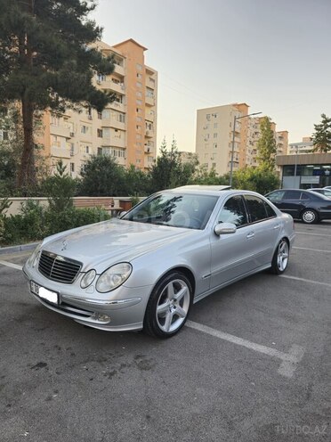 Mercedes E 240 2002, 238,000 km - 2.6 l - Bakı