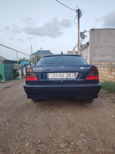 Mercedes C 200 1999, 300,000 km - 2.0 л - Cəlilabad