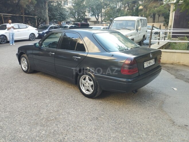 Mercedes C 220 1995, 375,000 km - 2.2 л - Bakı
