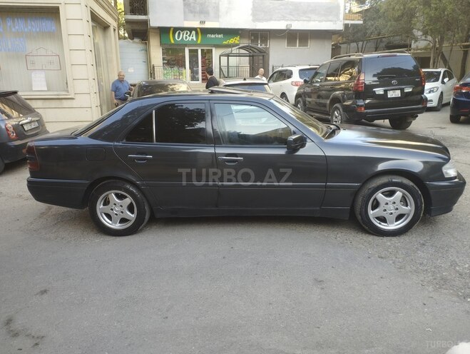Mercedes C 220 1995, 375,000 km - 2.2 л - Bakı
