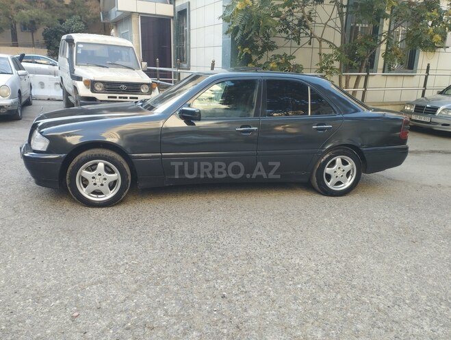 Mercedes C 220 1995, 375,000 km - 2.2 л - Bakı
