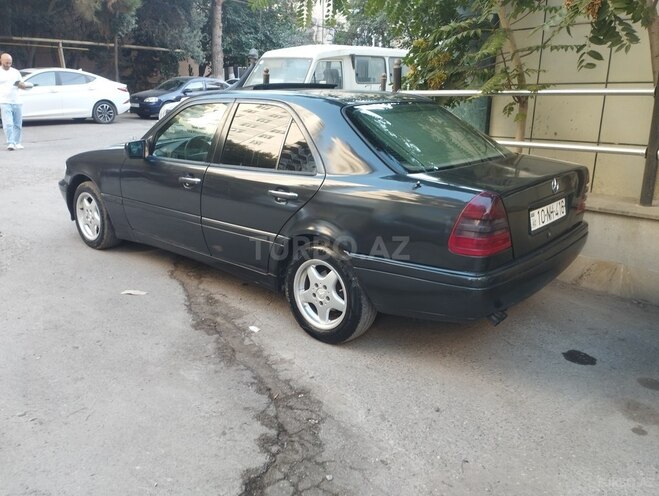 Mercedes C 220 1995, 375,000 km - 2.2 л - Bakı