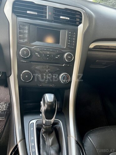 Ford Fusion (North America) 2014, 270,000 km - 1.5 l - Bakı