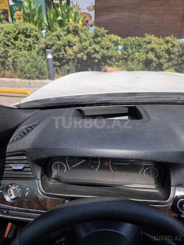 BMW 528 2015, 190,000 km - 2.0 l - Bakı