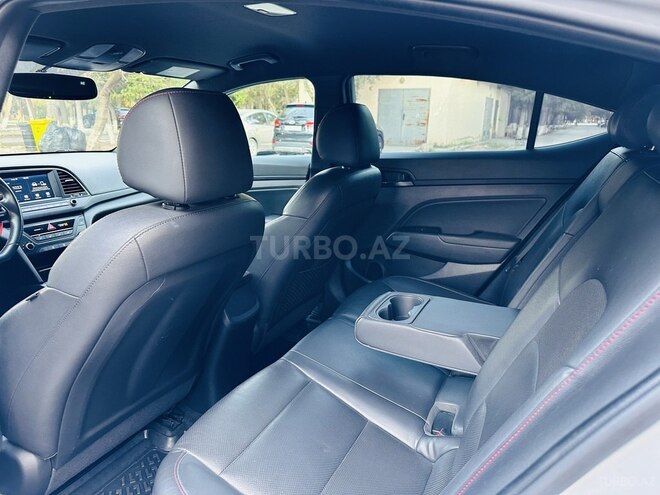 Hyundai Elantra 2017, 140,000 km - 1.6 l - Bakı