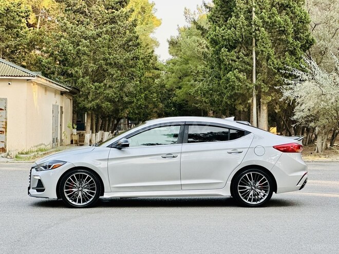 Hyundai Elantra 2017, 140,000 km - 1.6 l - Bakı