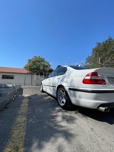 BMW 320 2002, 286,000 km - 2.2 л - Bakı
