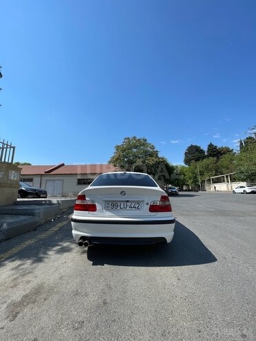 BMW 320 2002, 286,000 km - 2.2 л - Bakı