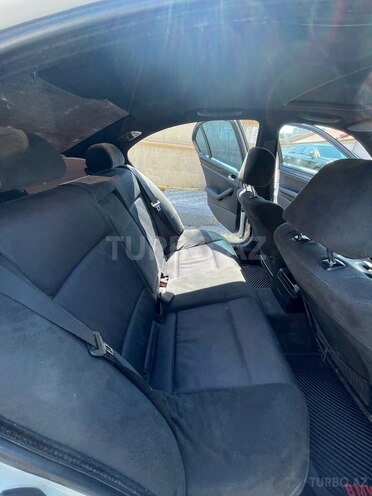 BMW 320 2002, 286,000 km - 2.2 л - Bakı