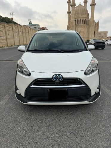 Toyota Sienta 2016, 74,000 km - 1.5 l - Bakı