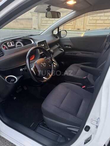 Toyota Sienta 2016, 74,000 km - 1.5 l - Bakı