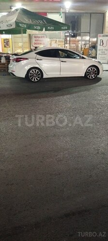 Hyundai Elantra 2015, 212,000 km - 1.8 л - Bakı