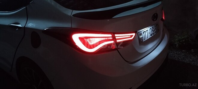 Hyundai Elantra 2015, 212,000 km - 1.8 л - Bakı
