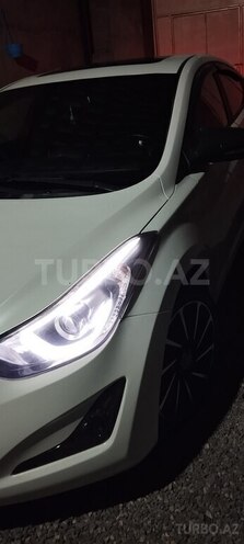 Hyundai Elantra 2015, 212,000 km - 1.8 л - Bakı
