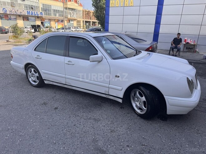 Mercedes E 200 1997, 495,000 km - 2.0 l - Xaçmaz