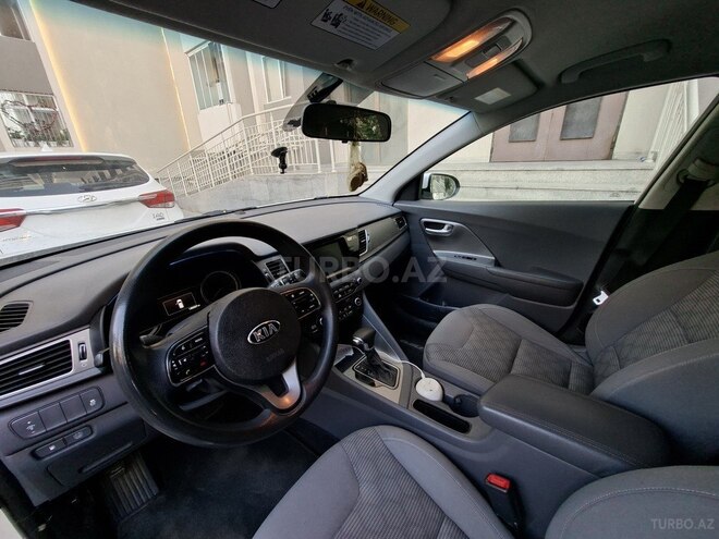 Kia Niro 2016, 135,210 km - 1.6 l - Bakı