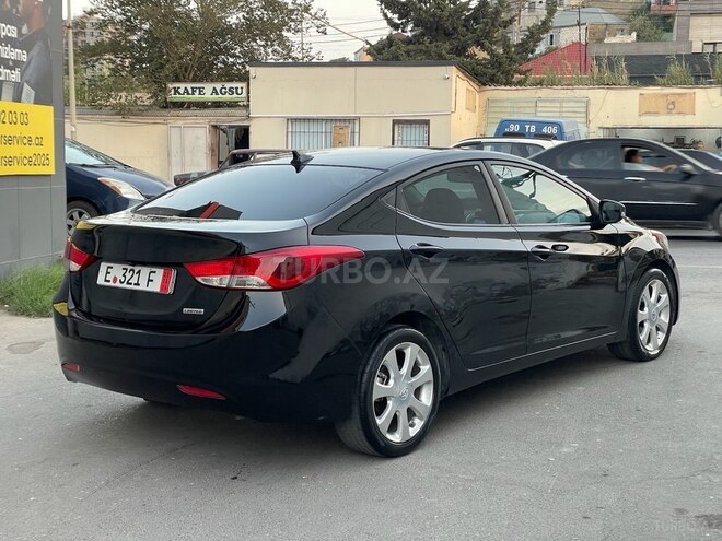 Hyundai Elantra 2013, 321,869 km - 1.8 л - Bakı