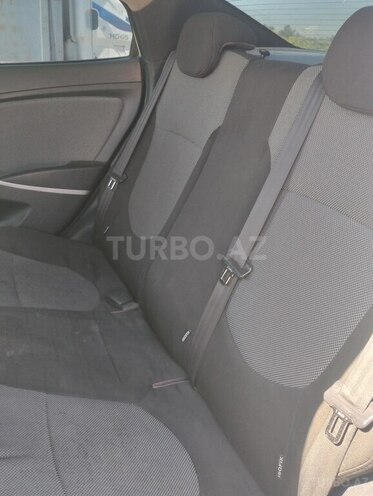 Hyundai Accent 2013, 230,000 km - 1.6 l - Bakı