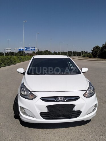 Hyundai Accent 2013, 230,000 km - 1.6 l - Bakı