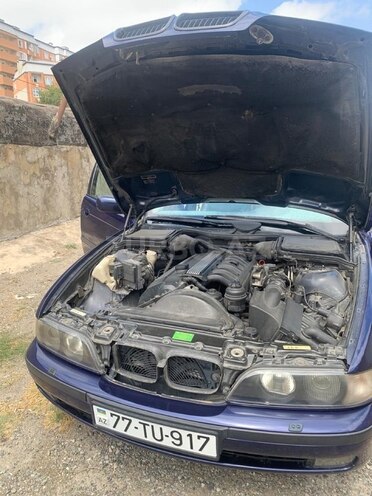 BMW 528 1998, 382,000 km - 2.8 l - Bakı
