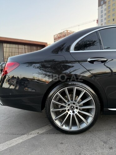 Mercedes E 220 d 2017, 123,000 km - 2.0 l - Bakı
