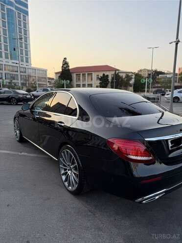 Mercedes E 220 d 2017, 123,000 km - 2.0 l - Bakı