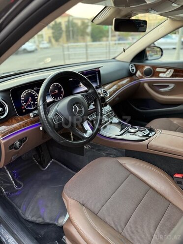 Mercedes E 220 d 2017, 123,000 km - 2.0 l - Bakı
