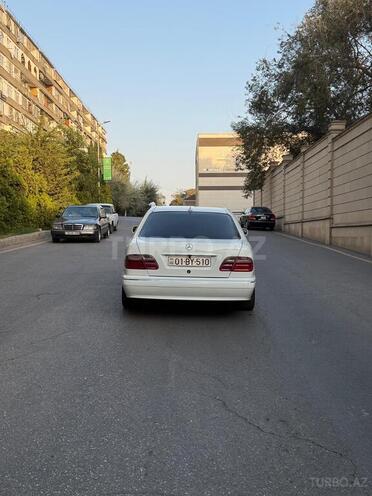 Mercedes E 240 1998, 380,000 km - 2.4 l - Bakı