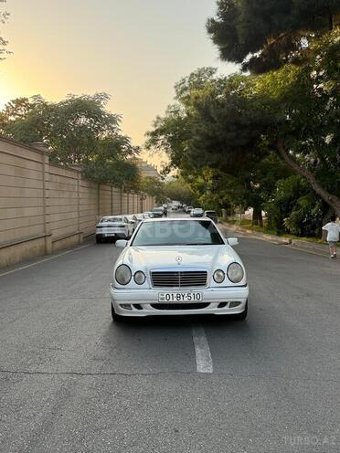 Mercedes E 240 1998, 380,000 km - 2.4 l - Bakı
