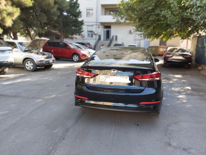 Hyundai Elantra 2017, 144,000 km - 2.0 l - Bakı
