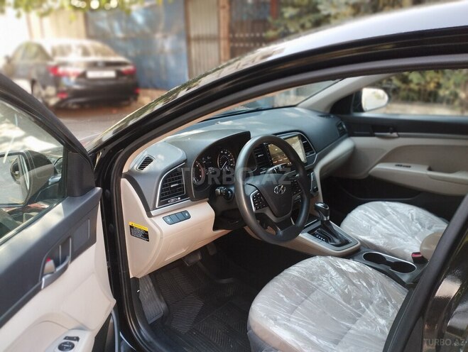 Hyundai Elantra 2017, 144,000 km - 2.0 l - Bakı