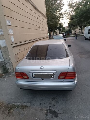 Mercedes E 200 1996, 439,000 km - 2.0 l - Bakı