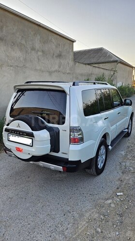 Mitsubishi Pajero 2008, 184,000 km - 3.0 л - Bakı
