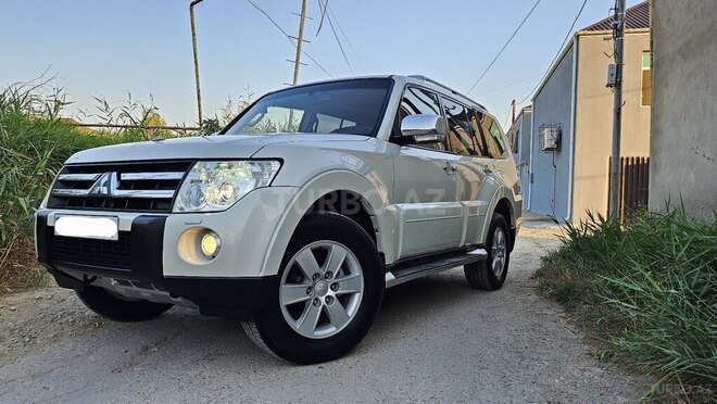 Mitsubishi Pajero 2008, 184,000 km - 3.0 л - Bakı