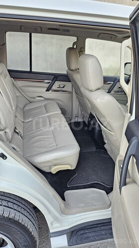 Mitsubishi Pajero 2008, 184,000 km - 3.0 л - Bakı